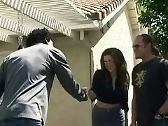 Забавный секс с темнокожим мужчиной